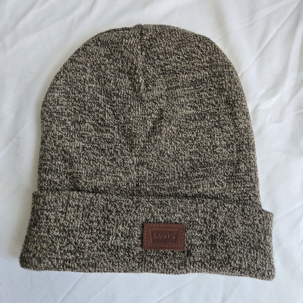 Levi's Brown Solid Knit Cuffed Beanie Hat w/ Logo Patch, One Size Men's - Picture 5 of 5